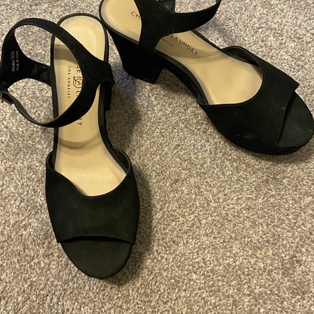 Chinese Laundry size 9 black platform heels